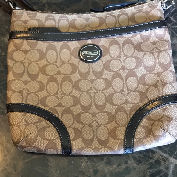 Coach Handbags - Coach cross body purse